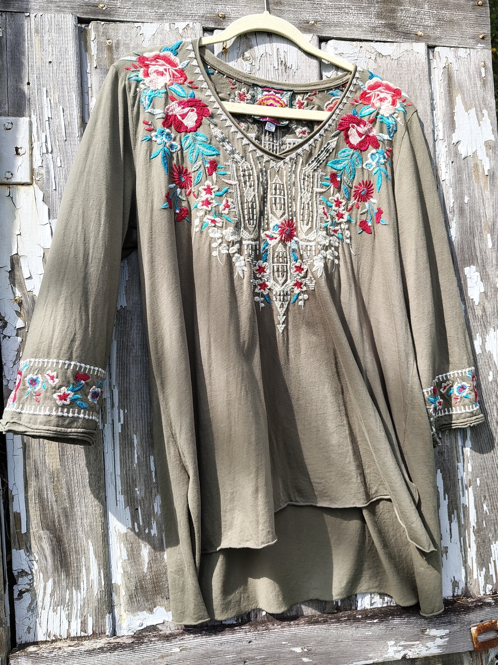 Johnny Was Los Angeles Embroidered Tunic